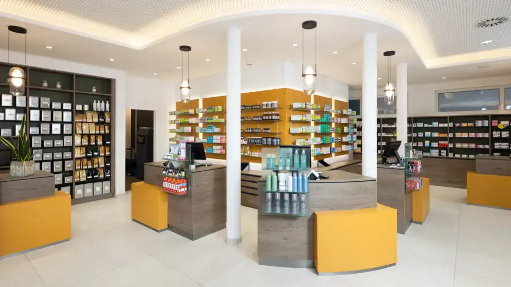 PLANHAK Apotheke Mittersill Innenansicht Interieur
